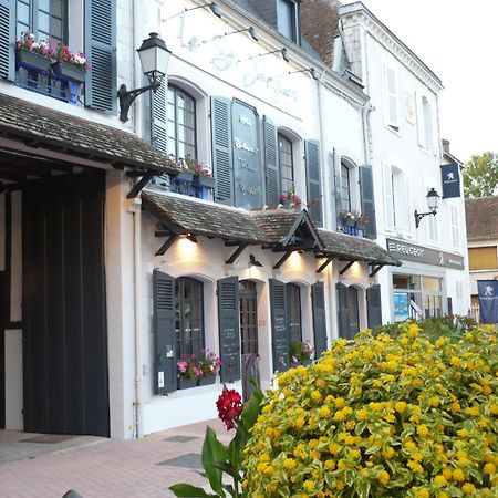 Le Saint-Jacques Hotel Cloyes-sur-le-Loir Eksteriør billede