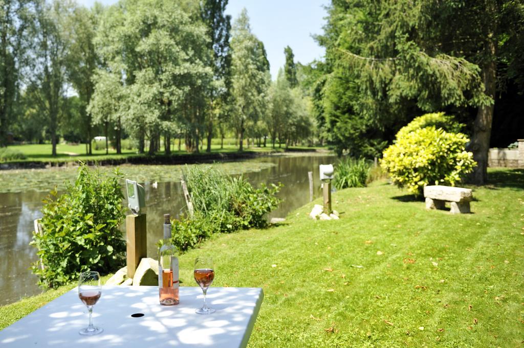 Le Saint-Jacques Hotel Cloyes-sur-le-Loir Eksteriør billede